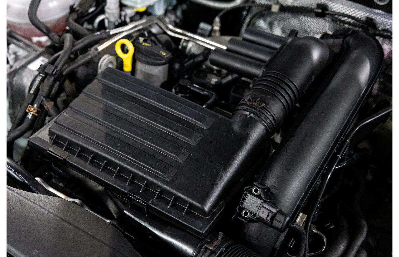 7/2014 Volkswagen Golf 90 TSI Comfortline AU MY14 4d Wagon Pure White Turbo 1.4L