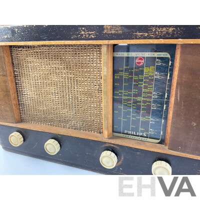 Vintage Phillips Shortwave/AM Valve Radio with Walnut Veneer and Antique Art Deco Amplion Mantle Cone Speaker
