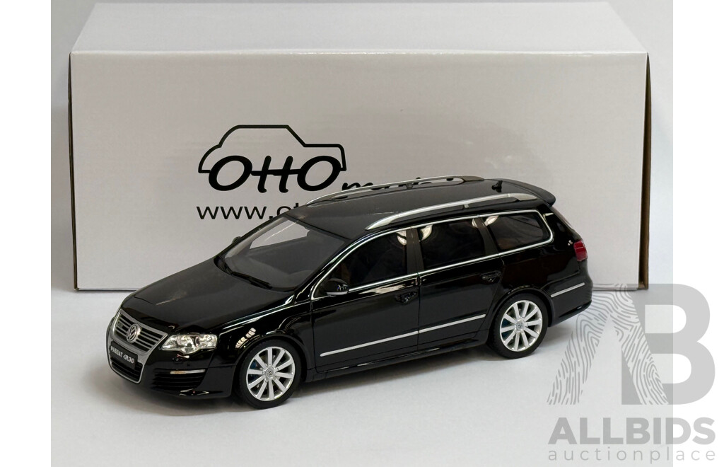 Ottomobile 2008 Volkswagen Passat R36 Wagon Variant OT938 Black 1:18 Scale Model Car - New