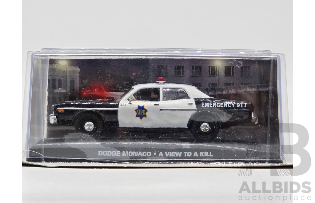 GE Fabbri Ltd 1977 Dodge Monaco Police Car - James Bond 007 A View to Kill 1:43 Scale Model Car - Sealed in Blister