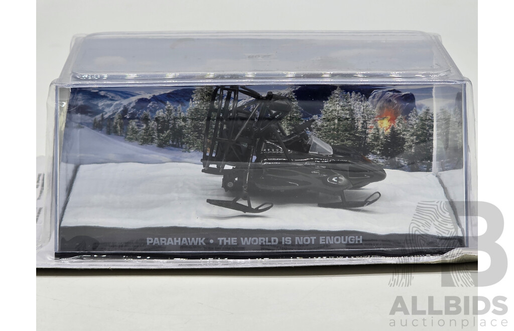 GE Fabbri Ltd 1999 Parahawk Black - James Bond 007 the World is Not Enough 1:43 Scale Model Car - Sealed in Blister