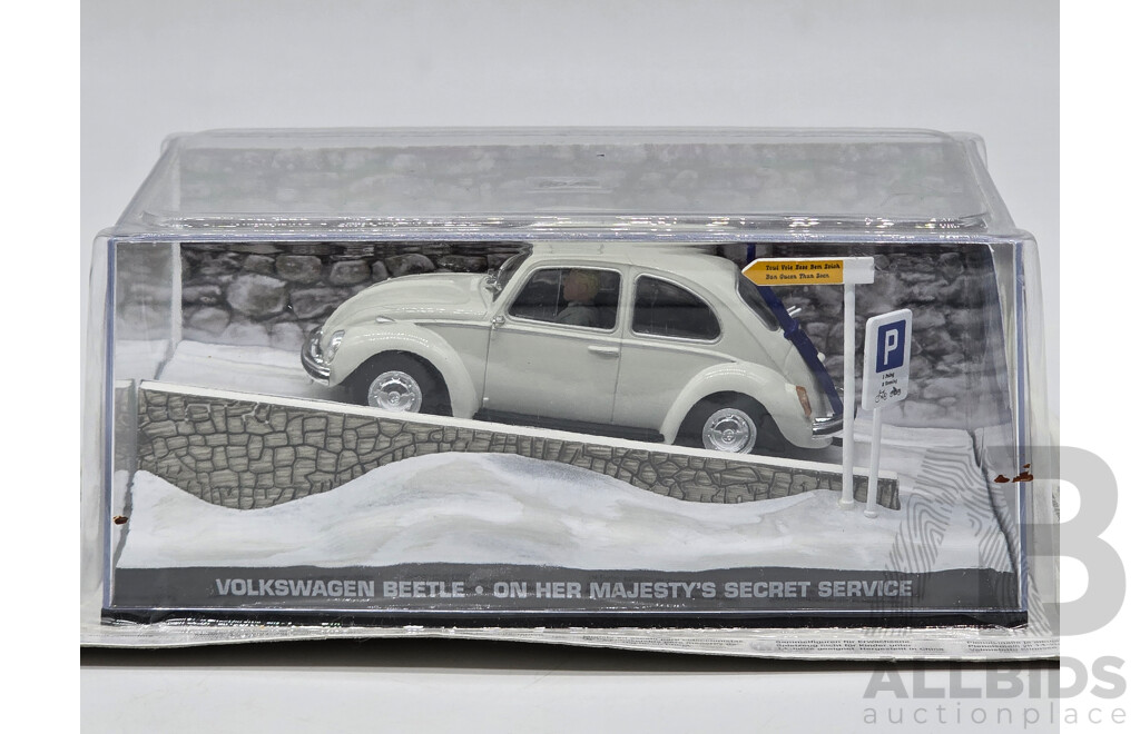 GE Fabbri Ltd 1966 Volkswagen Beetle Type 1 White - James Bond 007 on Her Majesty's Secret Service 1:43 Scale Model Car - Sealed in Blister