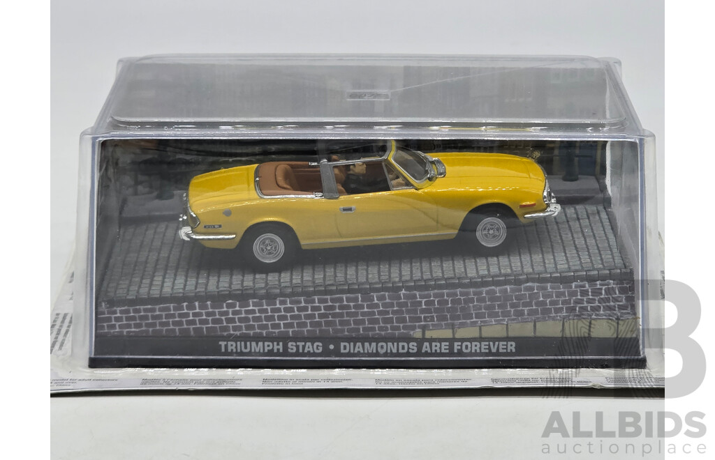 GE Fabbri Ltd 1970 Triumph Stag Yellow - James Bond 007 Diamonds Are Forever 1:43 Scale Model Car - Sealed in Blister