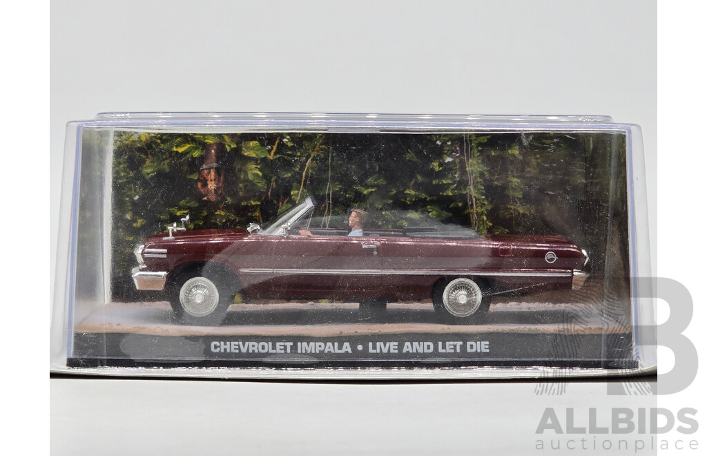 GE Fabbri Ltd 1973 Chevrolet Impala Convertible Maroon - James Bond 007 Live And Let Die 1:43 Scale Model Car - Sealed in Blister