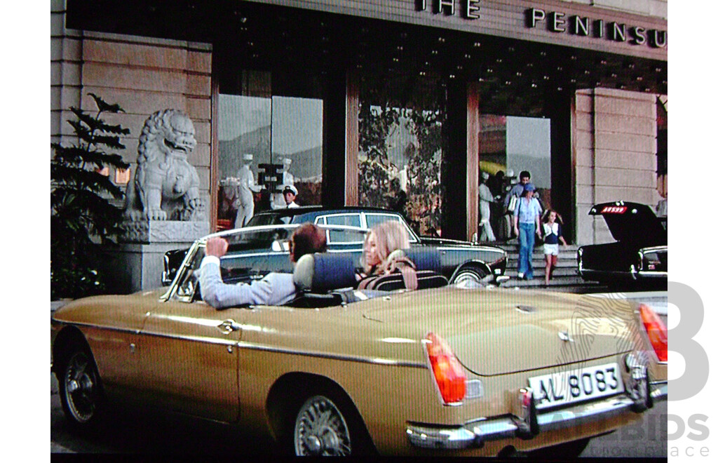 GE Fabbri Ltd MGB Roadster Gold- James Bond 007 The Man with The Golden Gun 1:43 Scale Model Car - Sealed in Blister