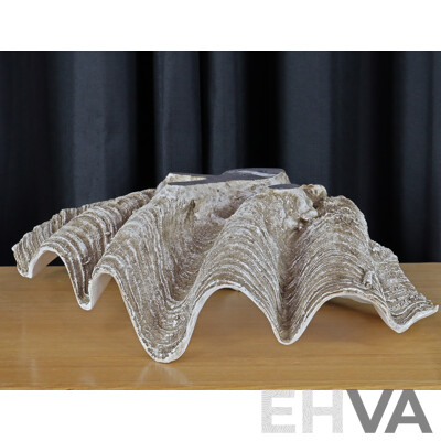 Large Faux Clam Shell
