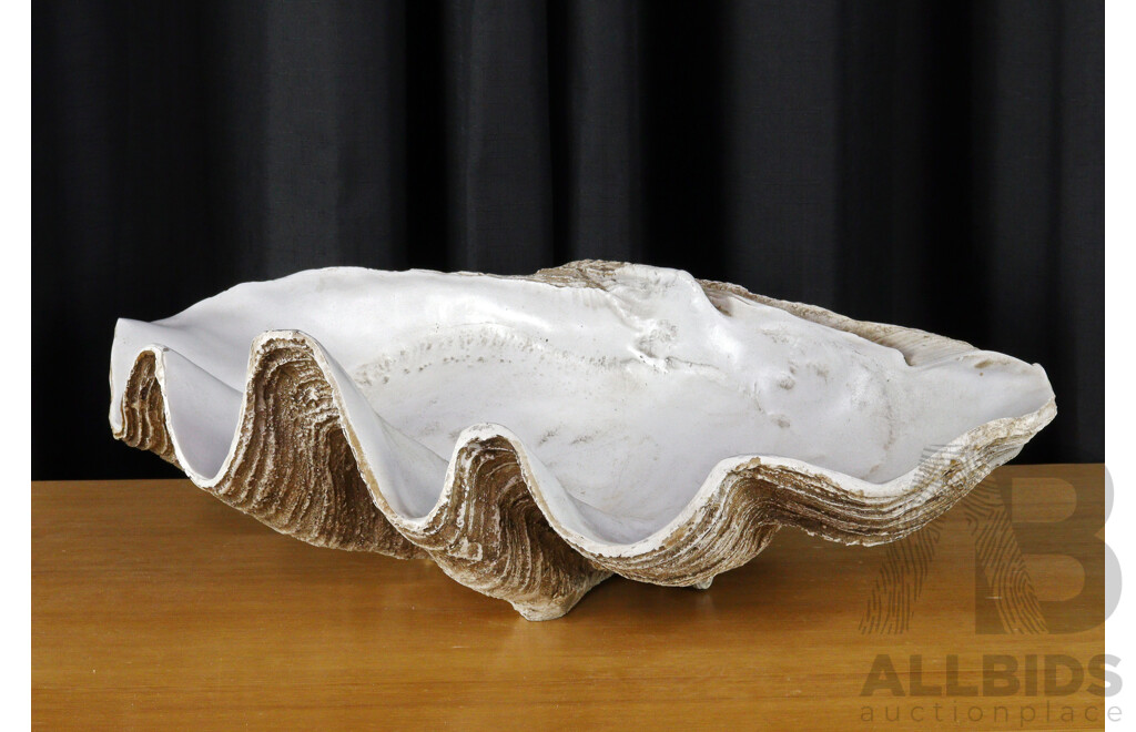 Large Faux Clam Shell