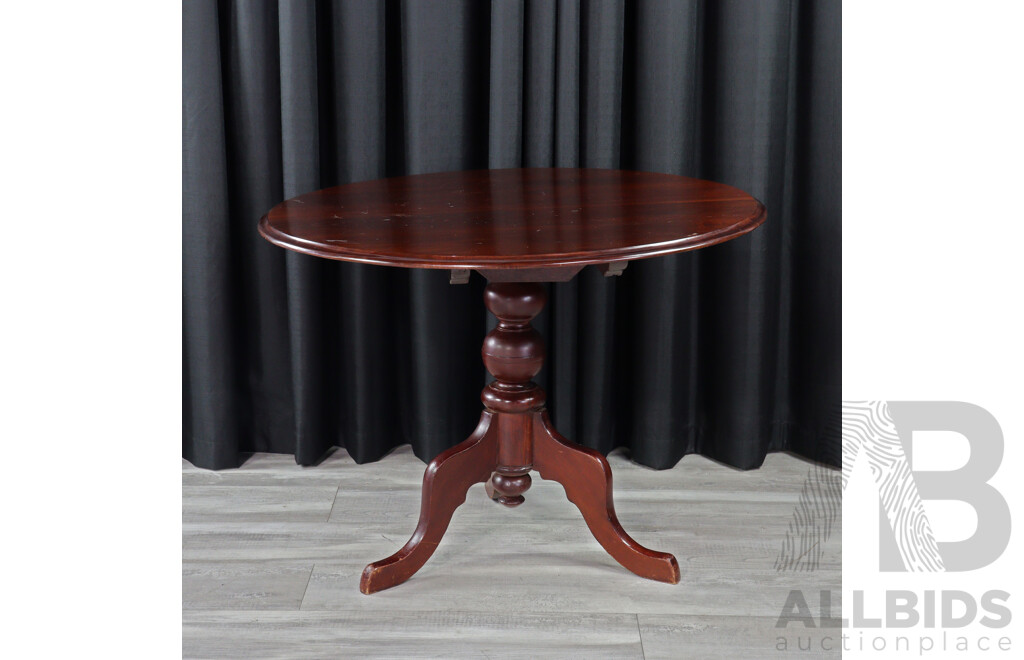 Mahogany Tilt Top Pedestal Table