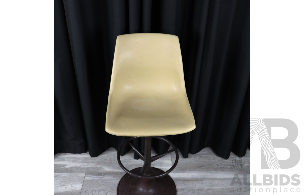 Set of Five Hobnob Barstools by Sebel