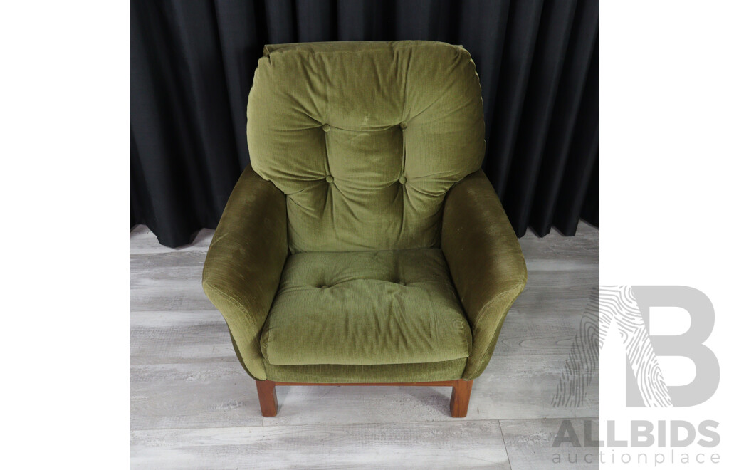 Green Velour Lounge Chair by Fleur