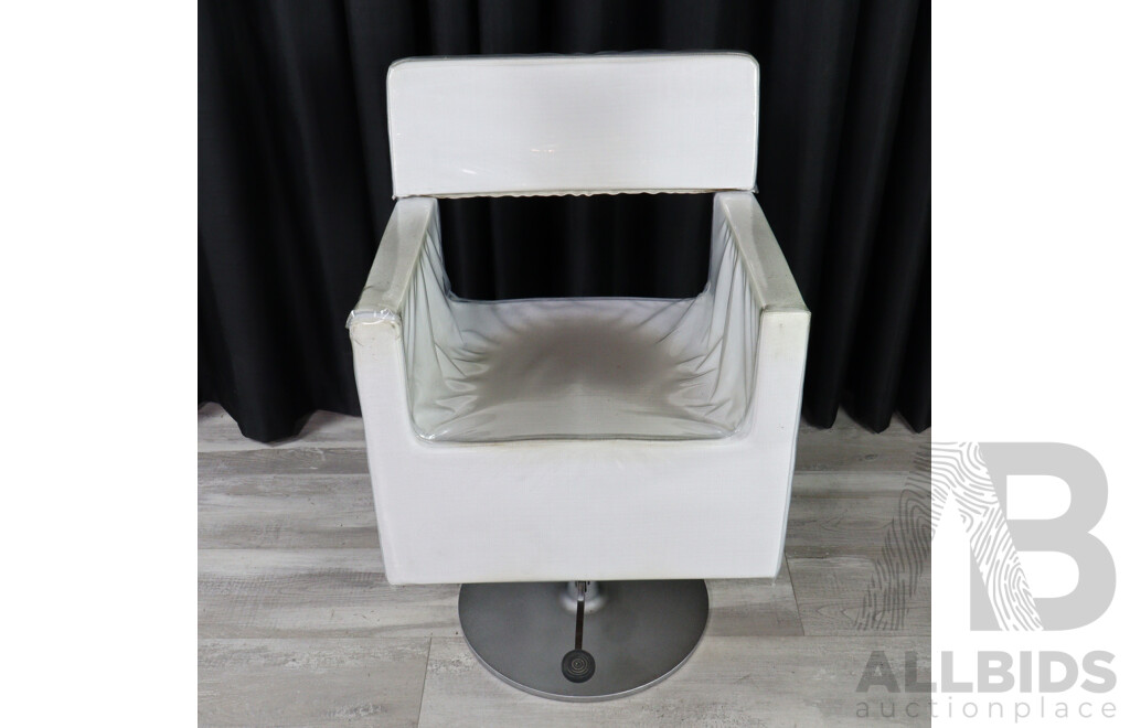 Pair of Maletti Modern Hairdressing Chairs