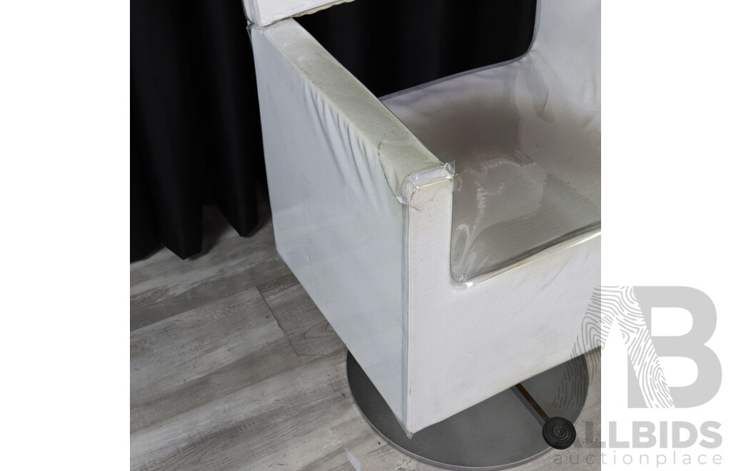 Pair of Maletti Modern Hairdressing Chairs