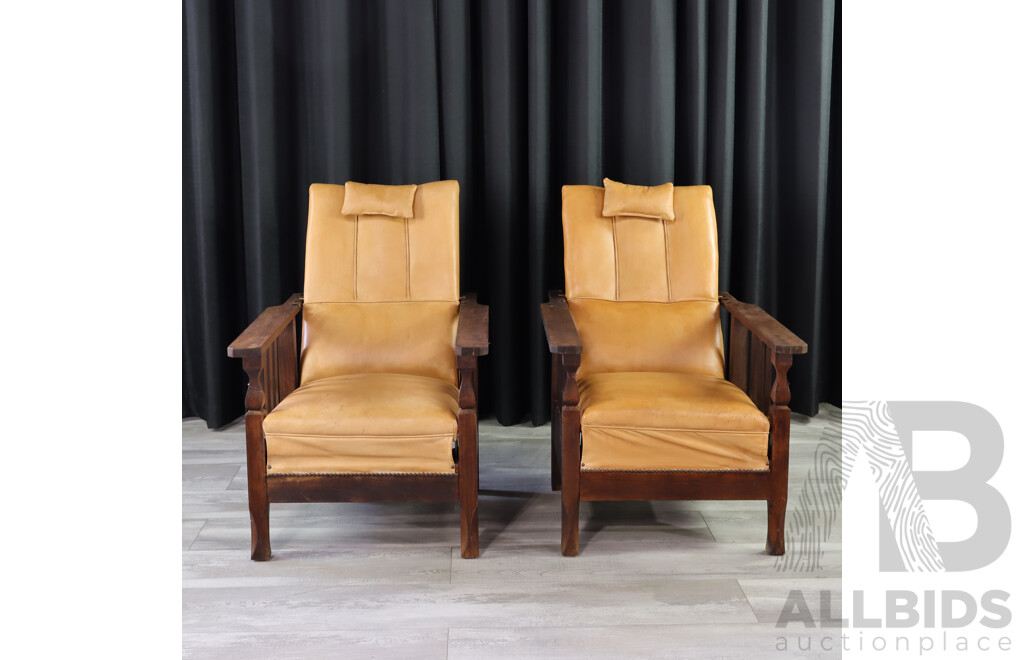 Pair of Oak Adjustable Settlers Armchairs with Leather Upholstery