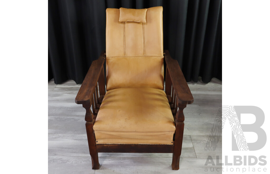 Pair of Oak Adjustable Settlers Armchairs with Leather Upholstery