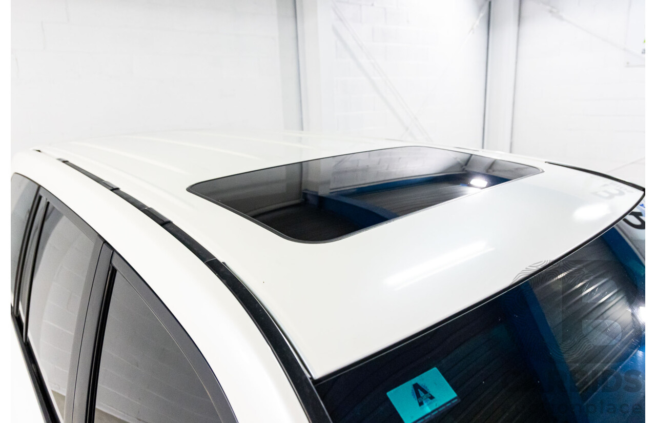 1/2008 Toyota Landcruiser Sahara (4x4) VDJ200R 4d Wagon Crystal Pearl Turbo Diesel V8 4.5L - 7 Seater