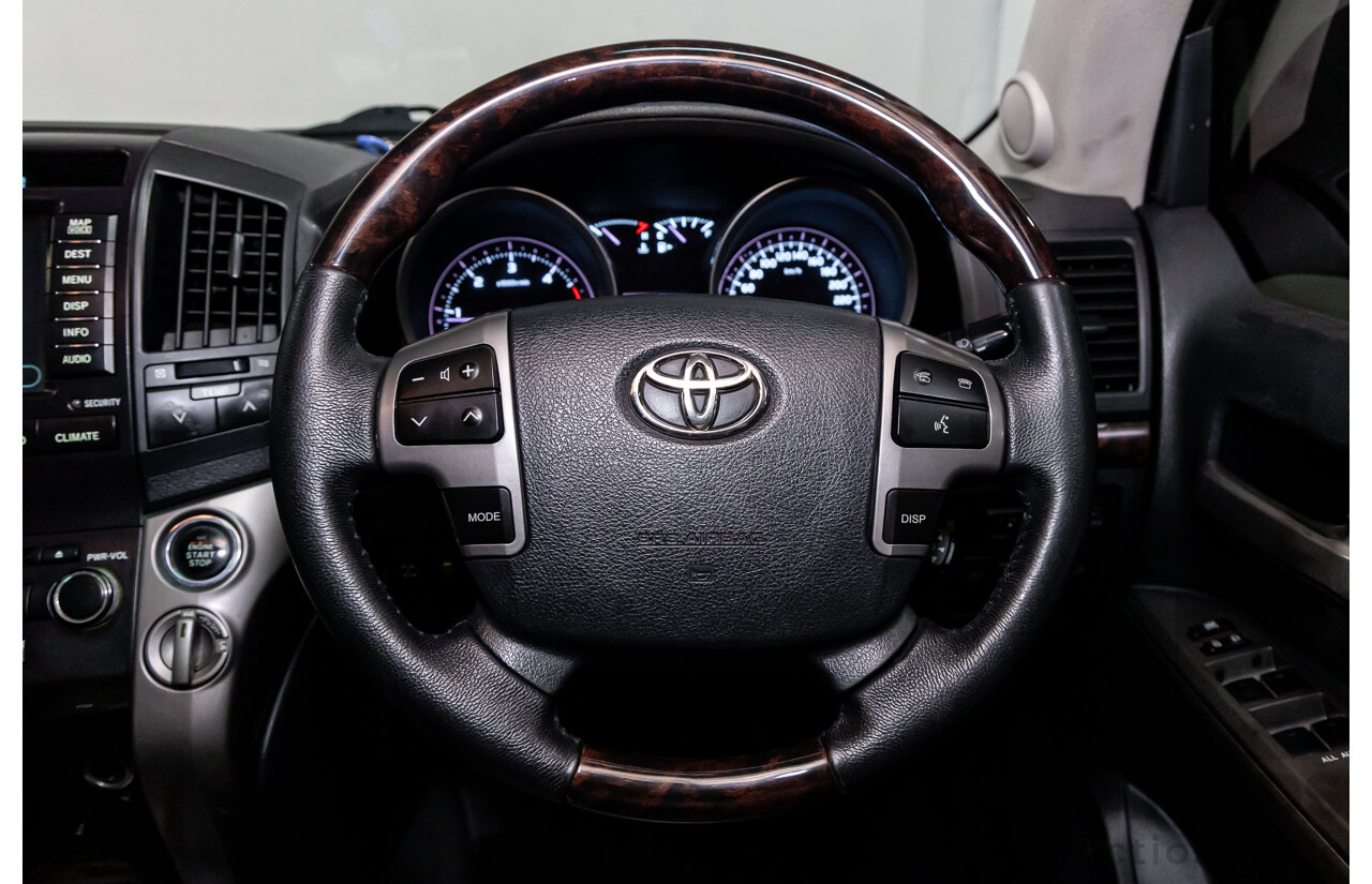 1/2008 Toyota Landcruiser Sahara (4x4) VDJ200R 4d Wagon Crystal Pearl Turbo Diesel V8 4.5L - 7 Seater