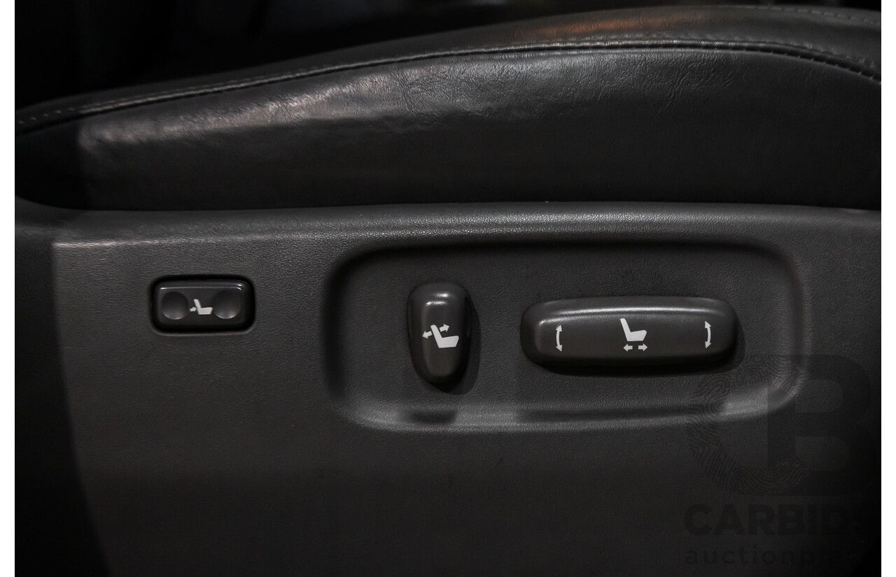 1/2008 Toyota Landcruiser Sahara (4x4) VDJ200R 4d Wagon Crystal Pearl Turbo Diesel V8 4.5L - 7 Seater