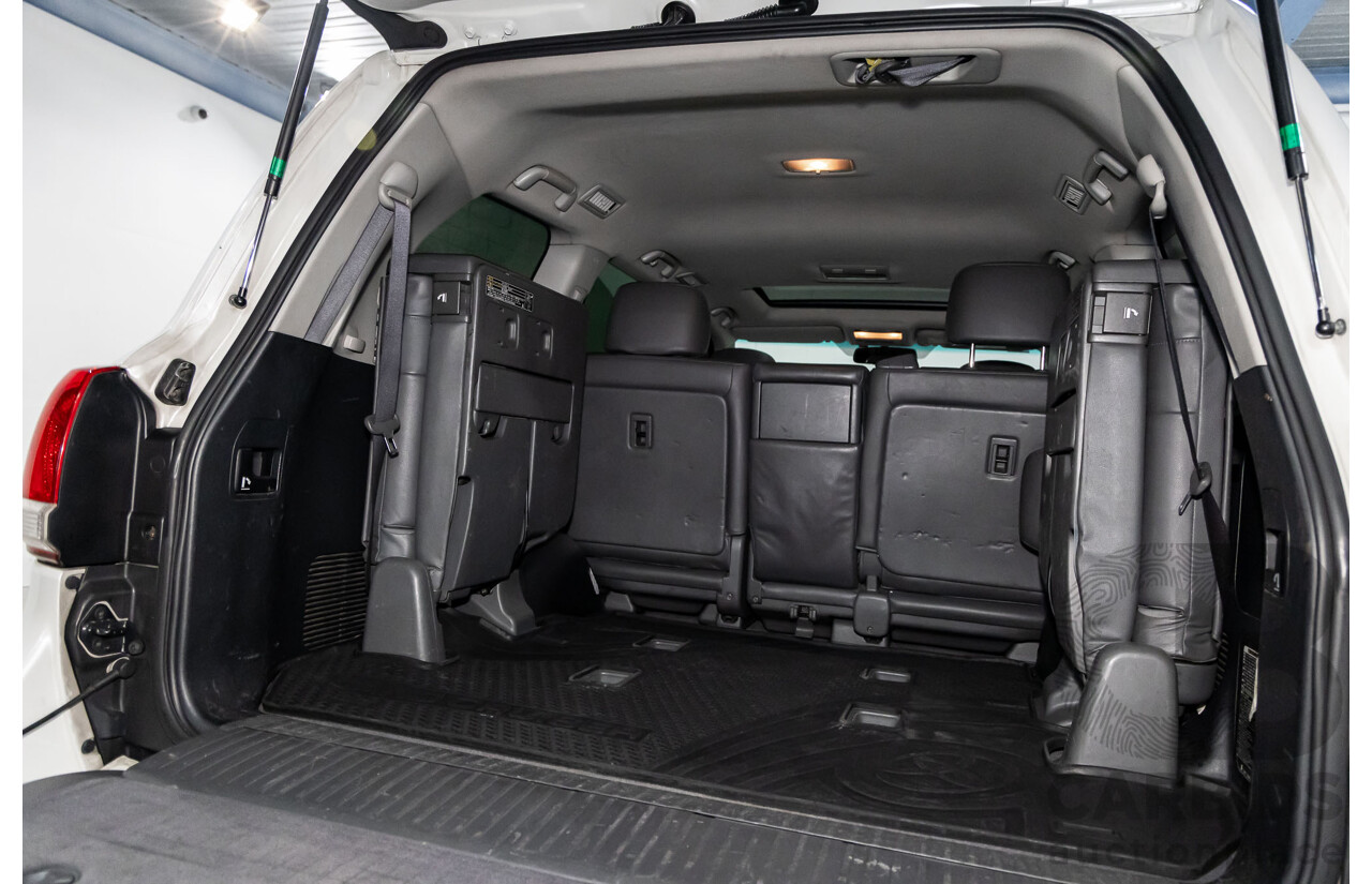 1/2008 Toyota Landcruiser Sahara (4x4) VDJ200R 4d Wagon Crystal Pearl Turbo Diesel V8 4.5L - 7 Seater