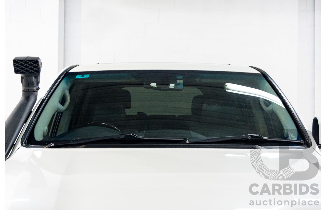 1/2008 Toyota Landcruiser Sahara (4x4) VDJ200R 4d Wagon Crystal Pearl Turbo Diesel V8 4.5L - 7 Seater