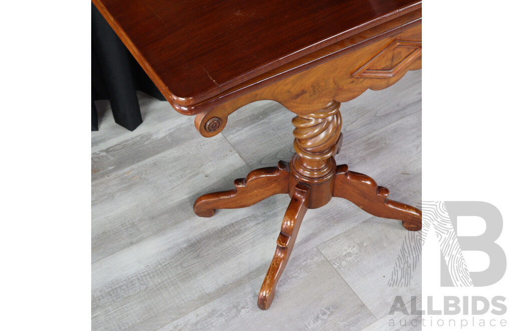 Victorian Flame Mahogany Single Pedestal Card Table