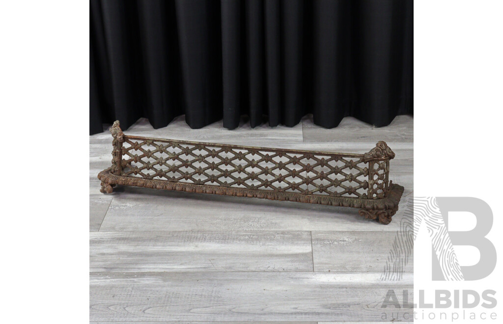 Victorian Cast Iron Fire Grate