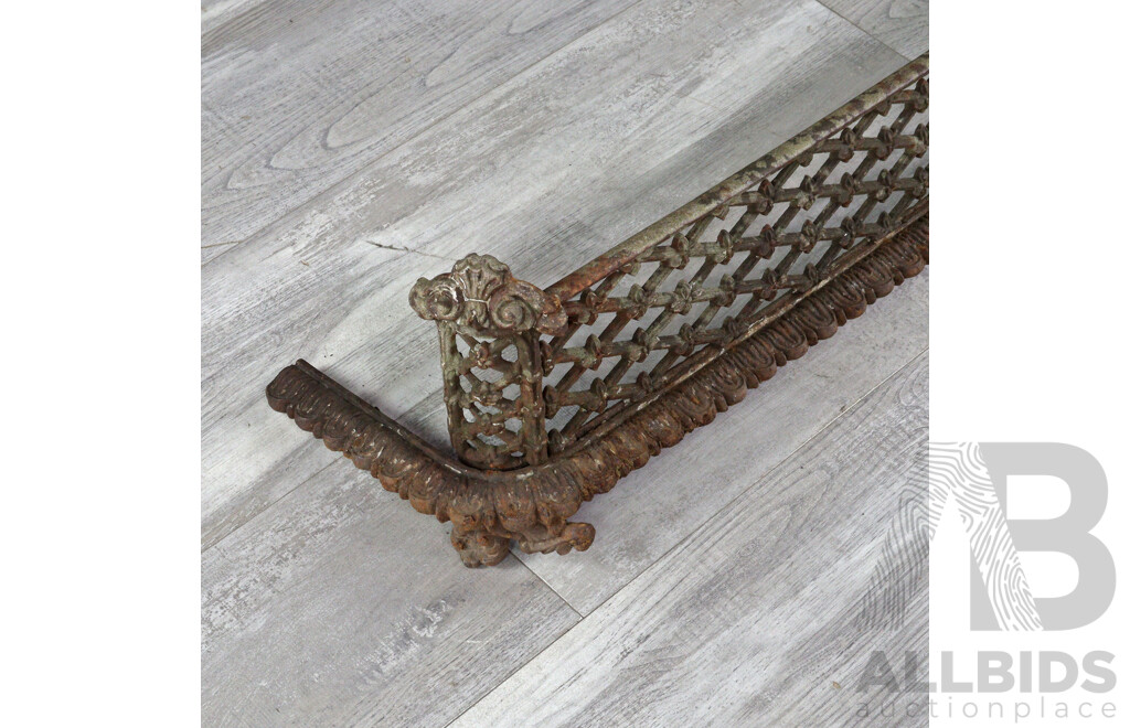 Victorian Cast Iron Fire Grate