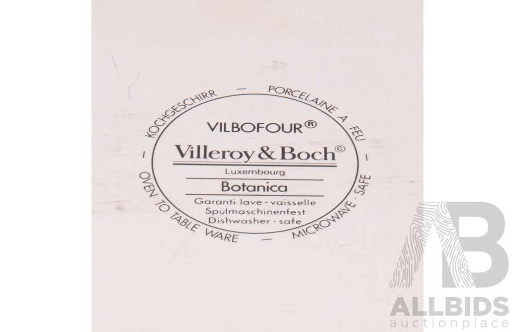 Villeroy & Boch Large Porcelain Botanica Designed by Susan Ellis Williams Oval Baking Dish, Teapot in Castellina Pattern & Teapot in Peite Fleur Pattern