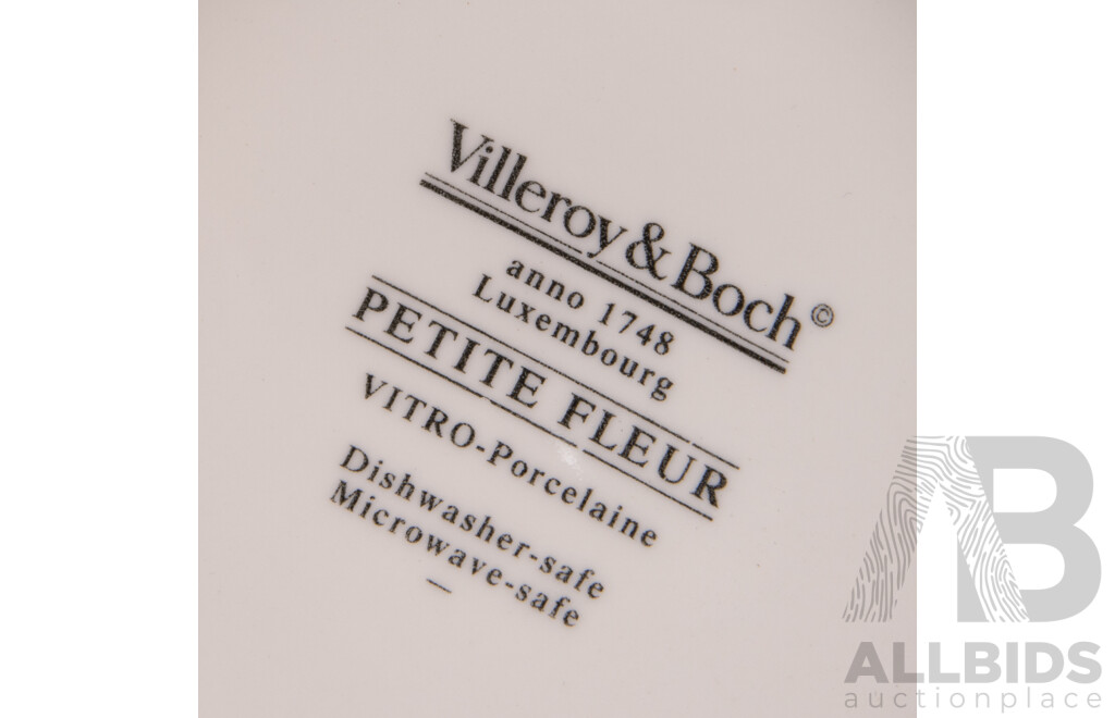 Villeroy & Boch Large Porcelain Botanica Designed by Susan Ellis Williams Oval Baking Dish, Teapot in Castellina Pattern & Teapot in Peite Fleur Pattern