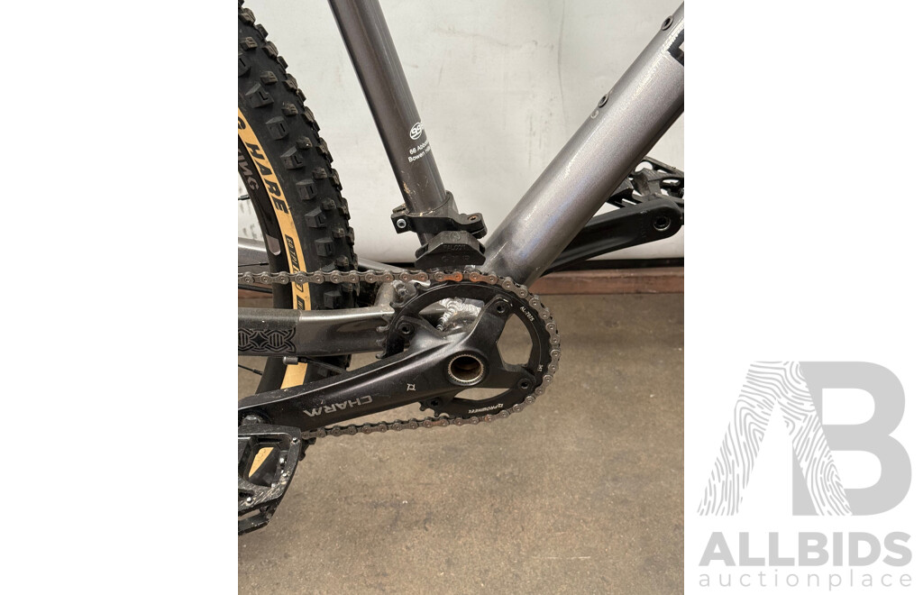 Pedal Viking Men's Mountain Bike