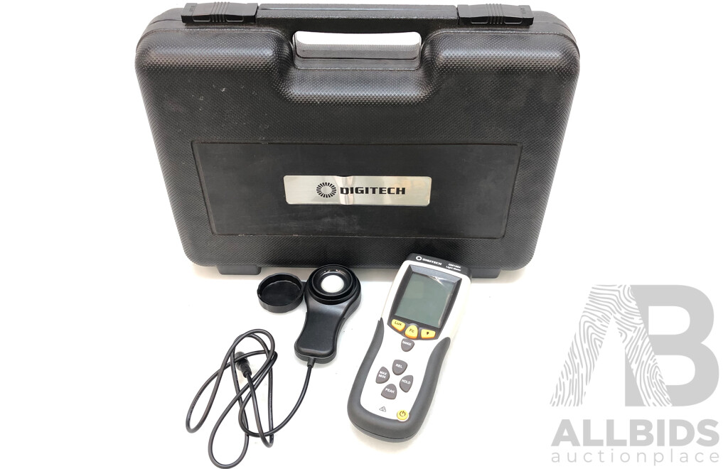 Digitech QM1584 400K Lux Meter Kit
