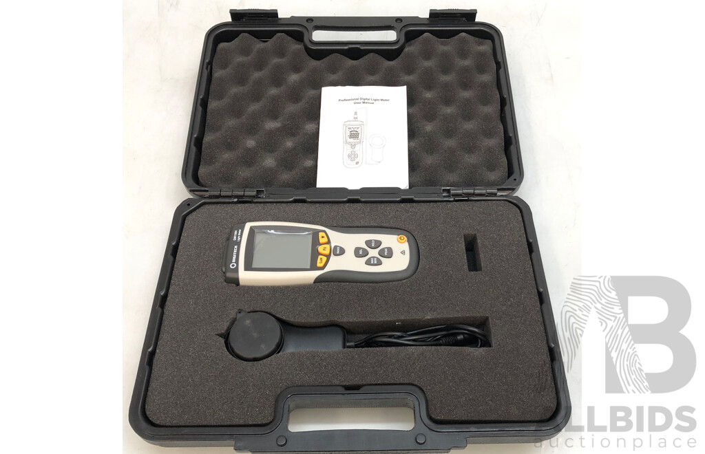 Digitech QM1584 400K Lux Meter Kit