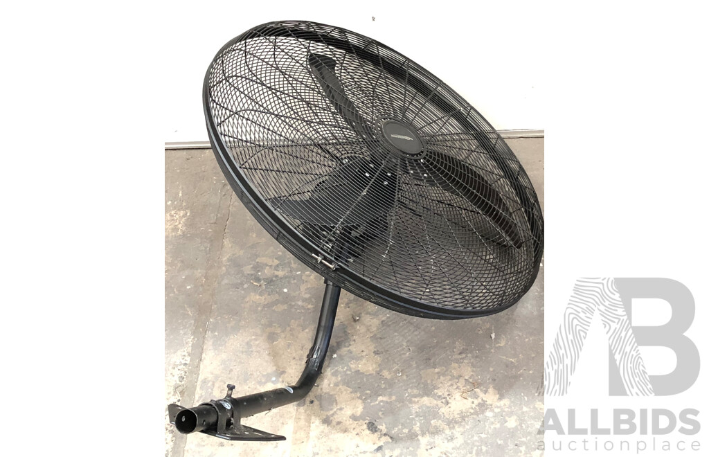 Iron Horse 750mm Oscillating Industrial Wall Fan