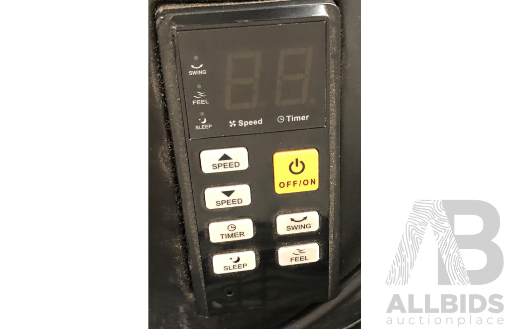 Iron Horse 750mm Oscillating Industrial Wall Fan