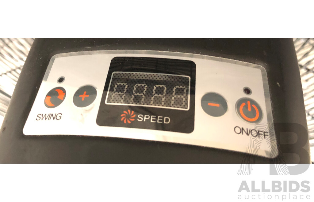 Arlec 750mm Oscillating Industrial Wall Fan