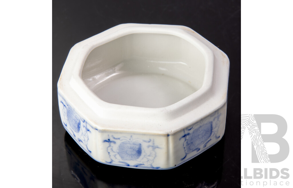 Vintage Chinese Porcelain Hexagonal Form Lidded Dish with Hand Painted Blue and White Decoration