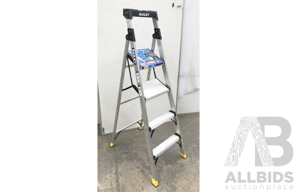 Bailey 120kg 4 Step Ladder