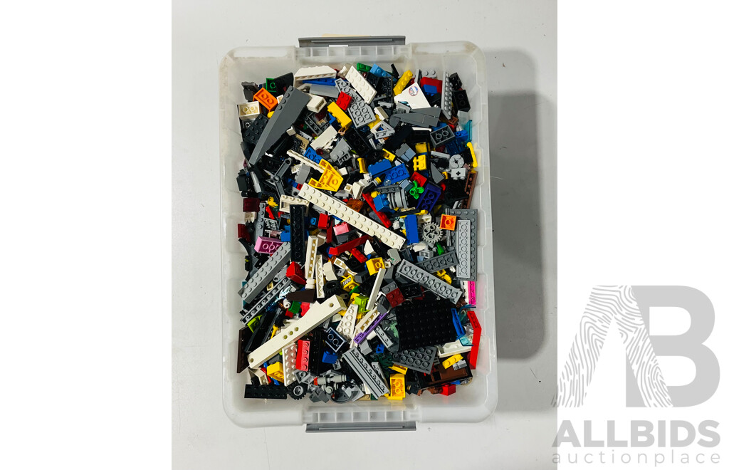 Lego Parts Collection Large Collection Lego Parts From - Lot 1588257 | ALLBIDS