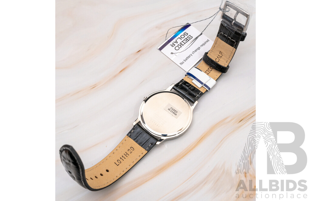 Seiko Solar Watch, SUP873P1, V115-0BE0, Water Resist 30M, Hardlex Cystal - as New Boxed