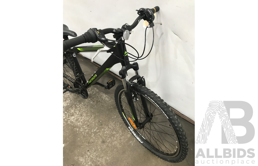 Merida Matt 28 Speed Mountain Bike