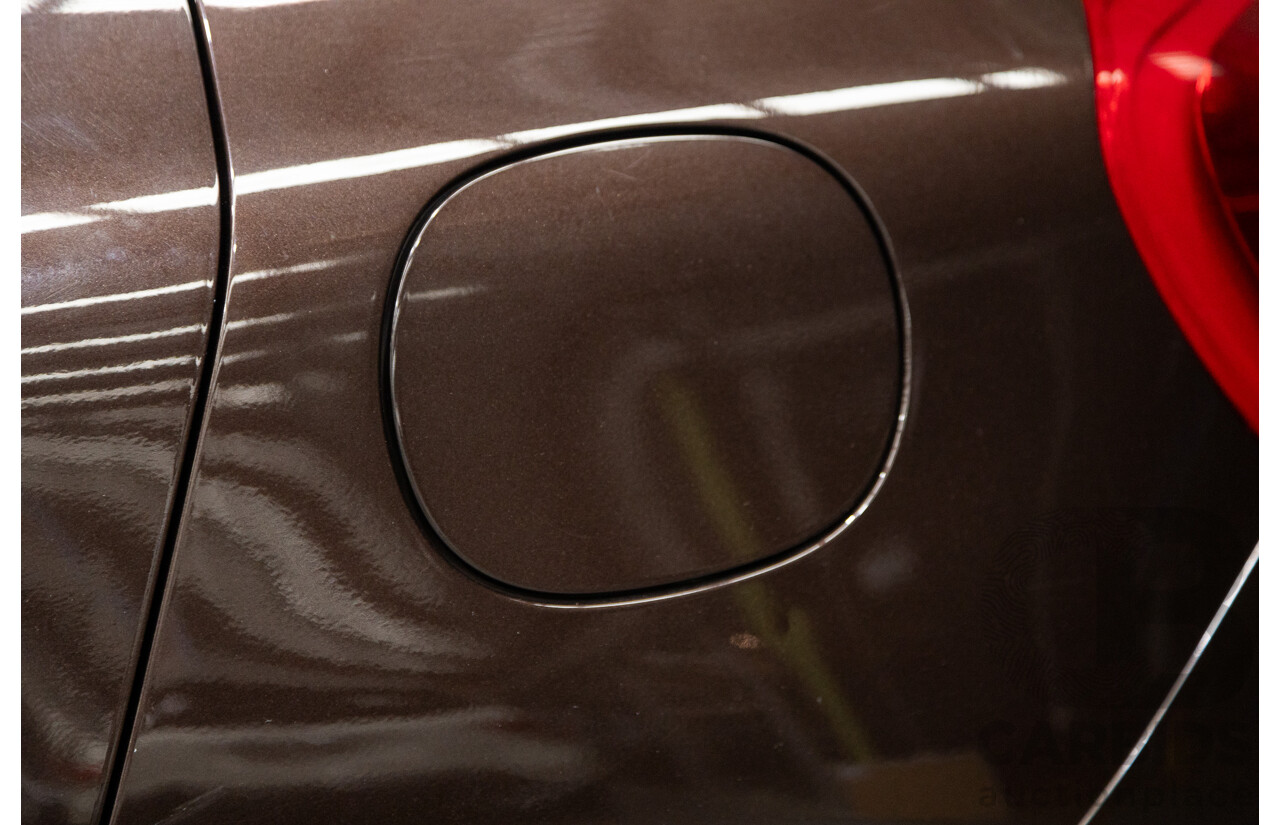 05/2016 Mercedes-Benz Gla 180 (FWD) X156 MY16 4D Wagon Orient Brown Metallic Turbo 1.6L