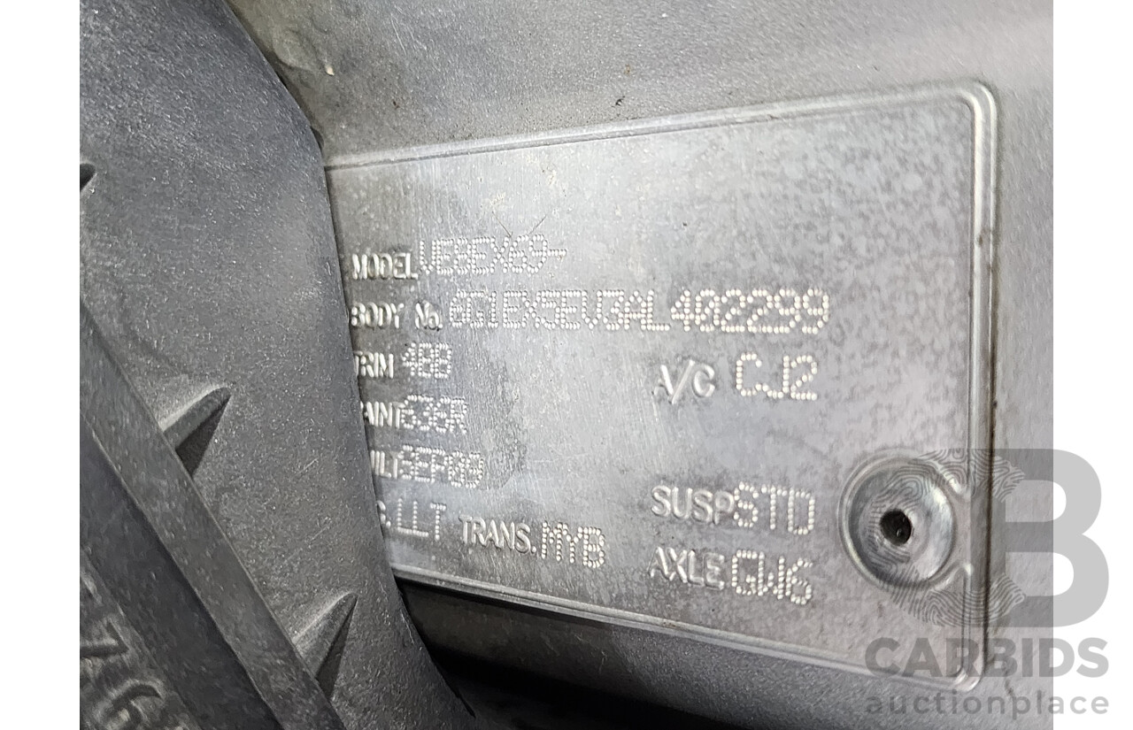 9/2009 Holden Calais V VE MY09.5 4d Sedan Silver 3.6L