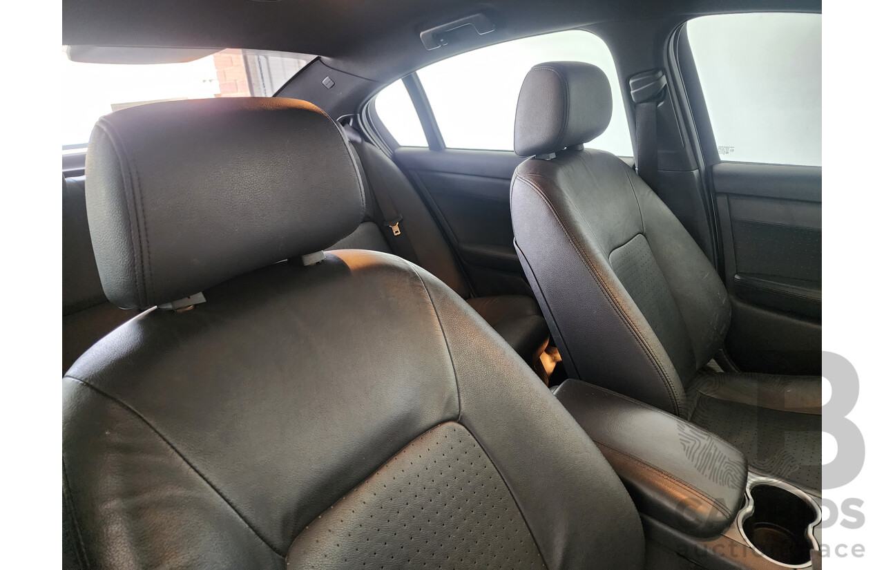 9/2009 Holden Calais V VE MY09.5 4d Sedan Silver 3.6L