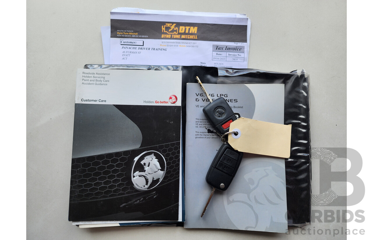 9/2009 Holden Calais V VE MY09.5 4d Sedan Silver 3.6L