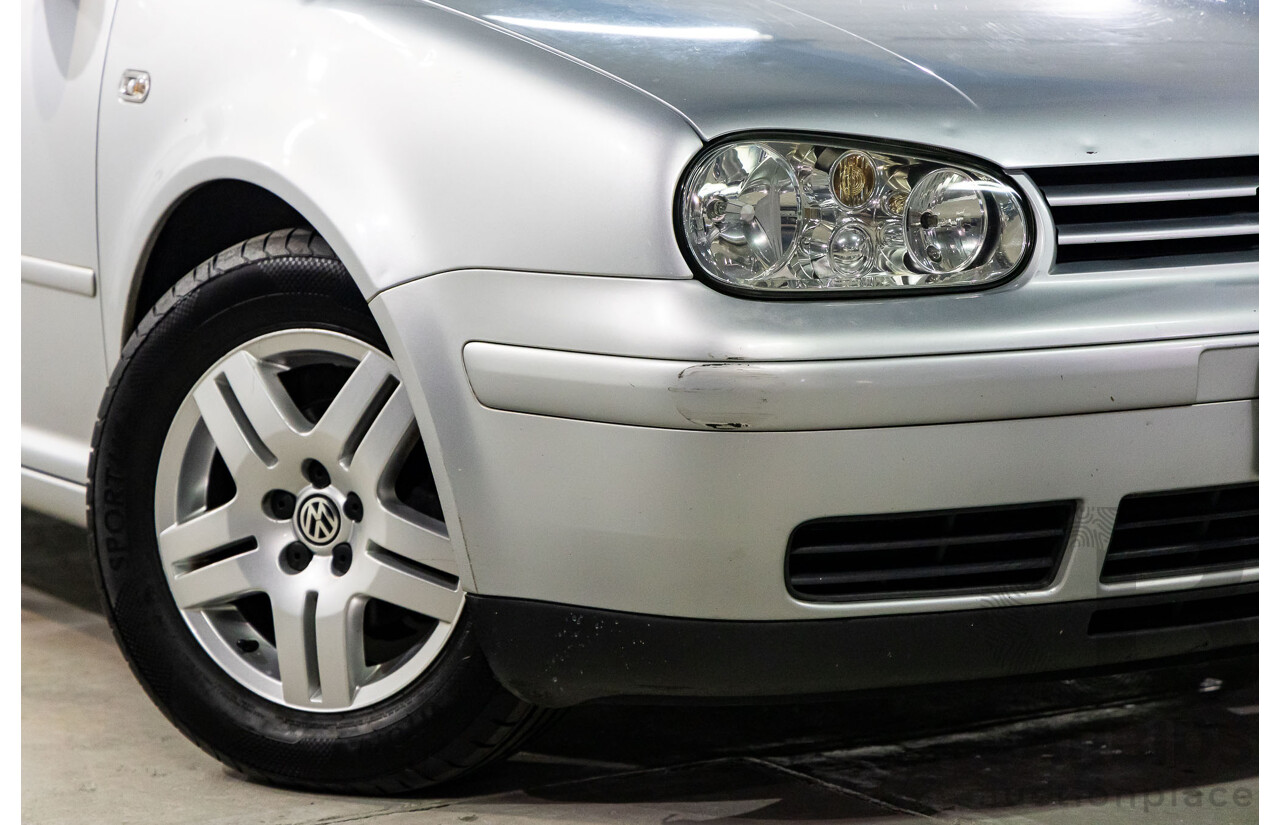 11/2003 Volkswagen Golf 1.6 S  5d Hatchback Reflex Silver 1.6L