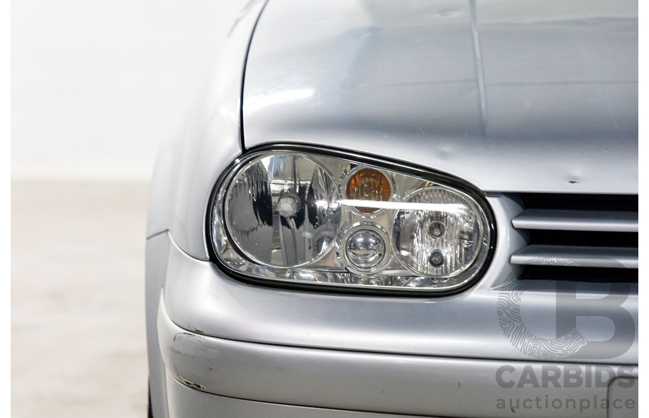11/2003 Volkswagen Golf 1.6 S  5d Hatchback Reflex Silver 1.6L