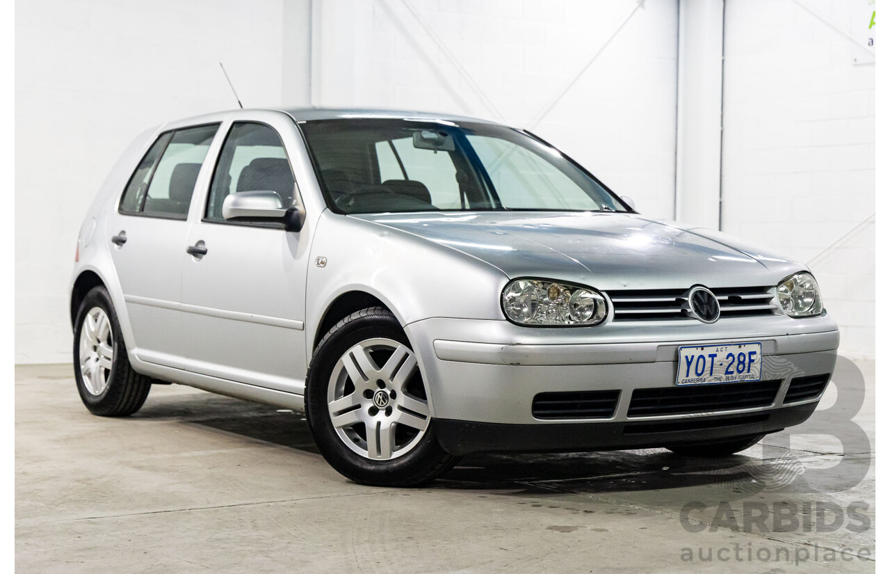11/2003 Volkswagen Golf 1.6 S 5d Hatchback Reflex Silver 1.6L