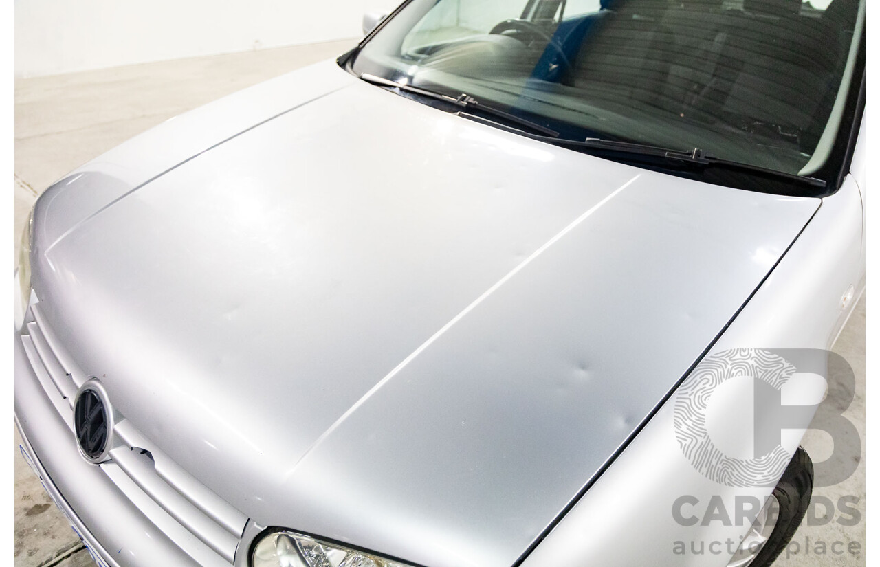 11/2003 Volkswagen Golf 1.6 S  5d Hatchback Reflex Silver 1.6L