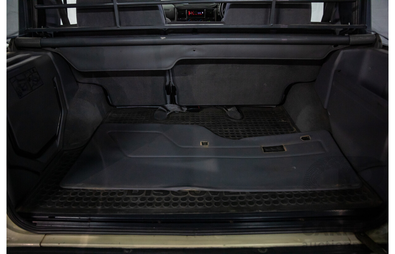 6/1999 Land Rover Discovery SE7 (4x4) 4d Wagon White V8 4.0L