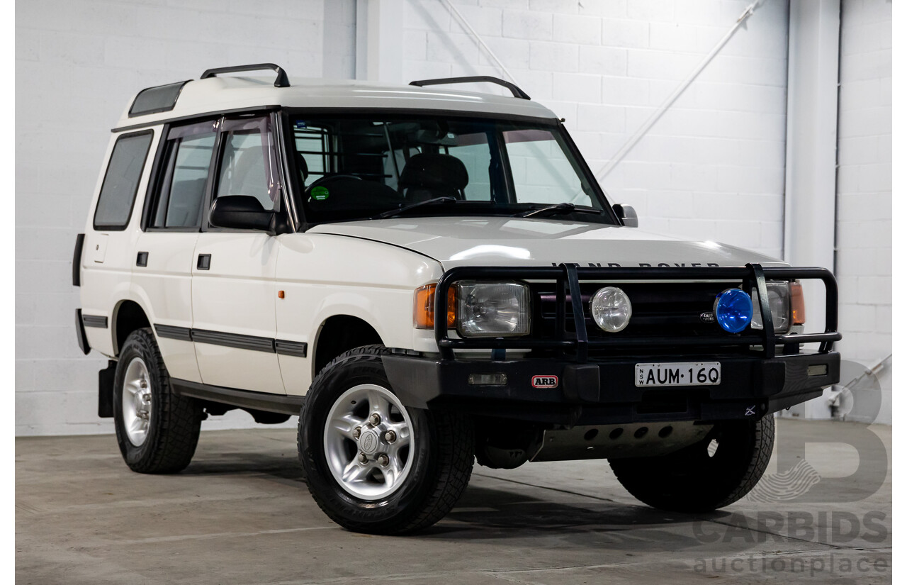 6/1999 Land Rover Discovery SE7 (4x4) 4d Wagon White V8 4.0L
