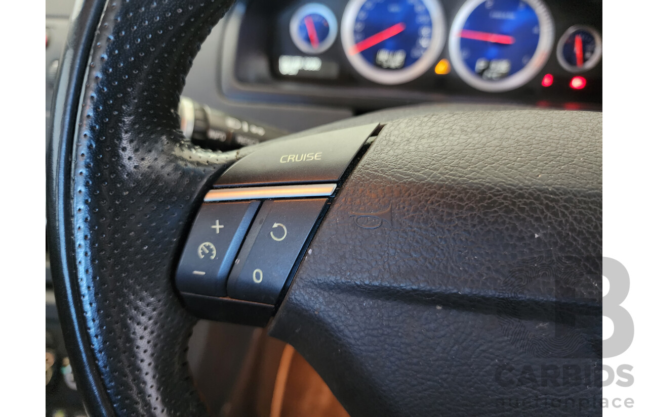 2/2014 Volvo XC90 D5 R-Design (AWD)  MY14 4d Wagon Blue Turbo Diesel 2.4L